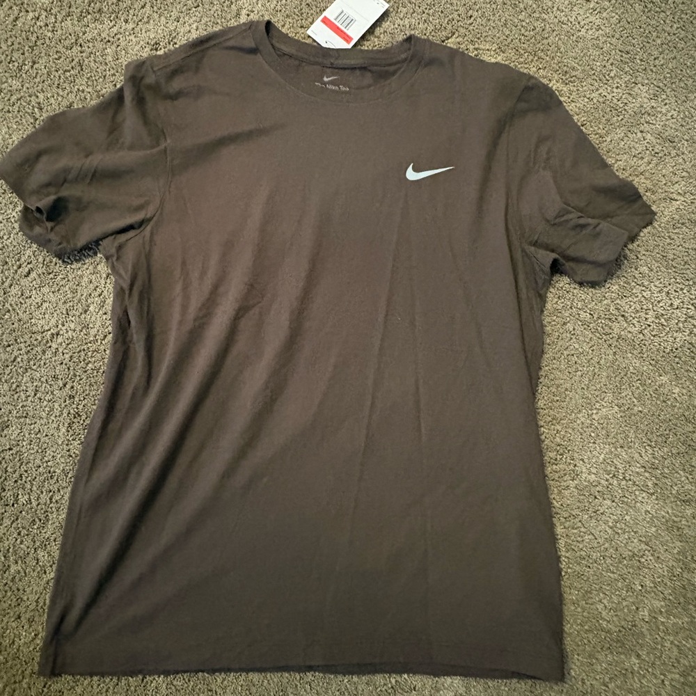 Nike Men's Dark Brown Tee with White Logo